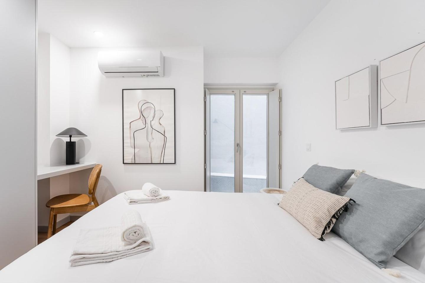 Апартаменты Guestready - Downtown Refuge With Private Parking Порту Экстерьер фото